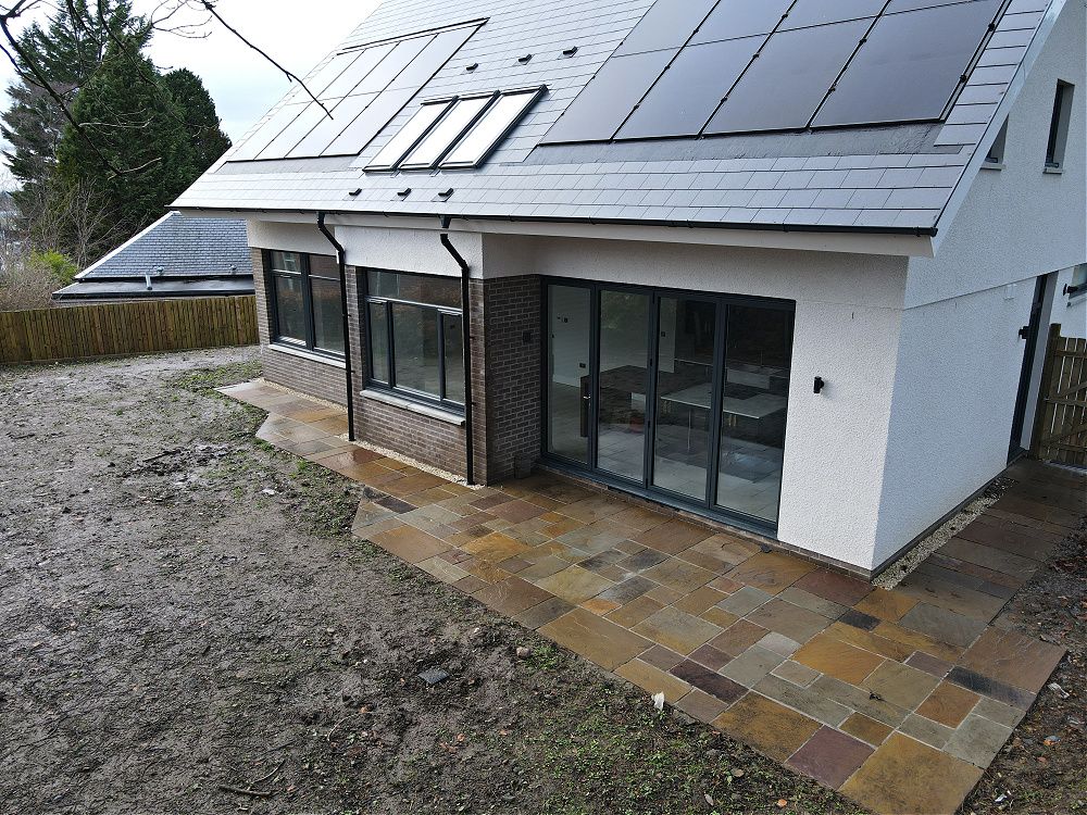 Property photo 2 of 41