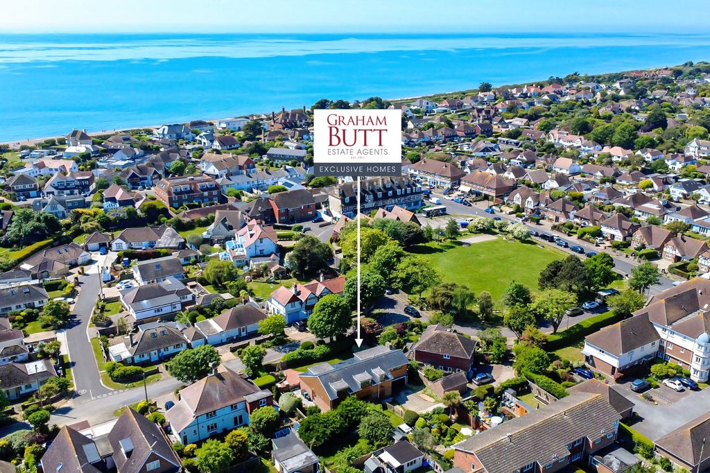 Property photo 1 of 27 Picture No. 46