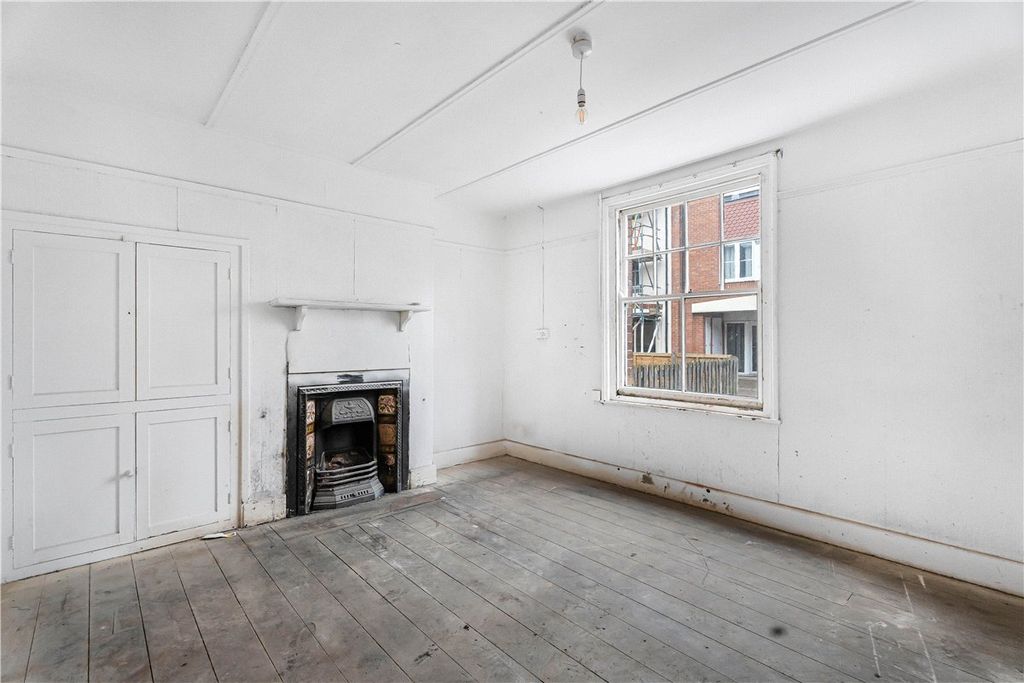 Property photo 3 of 10 Picture 3