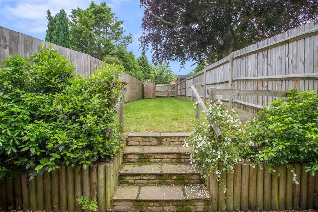 Property photo 3 of 8