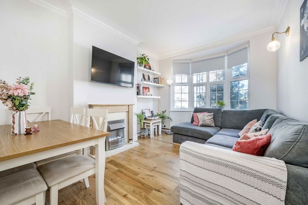 Property photo 1 of 7