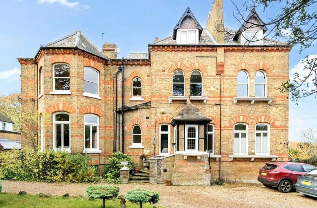 Property photo 3 of 18 Picture No. 06