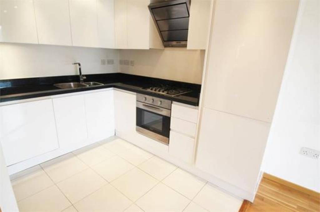Property photo 1 of 3