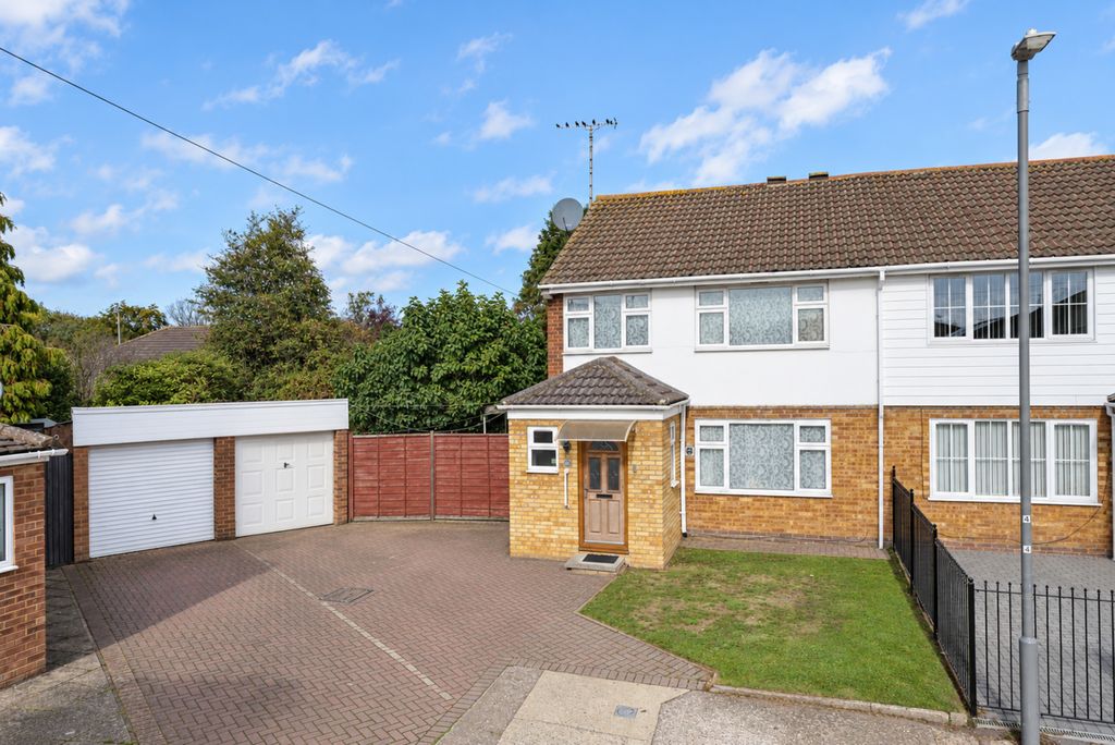 Property photo 1 of 23 23-Mobray-Road-5977