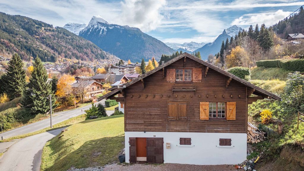 Property photo 3 of 12 Morzine Chalet For S