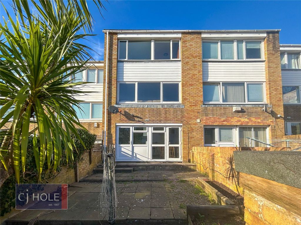 Property photo 1 of 32 Picture No. 68