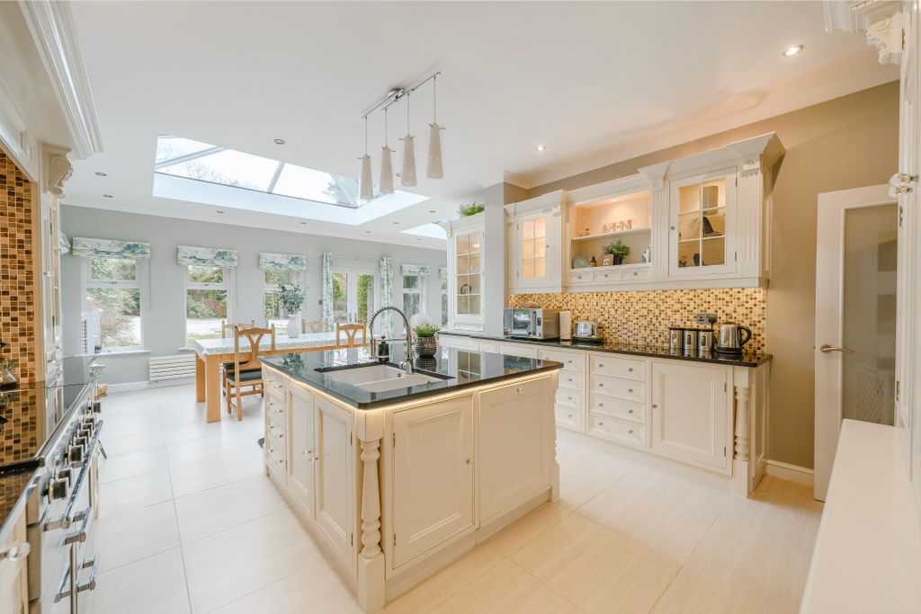 Property photo 2 of 42 Kitchen 3