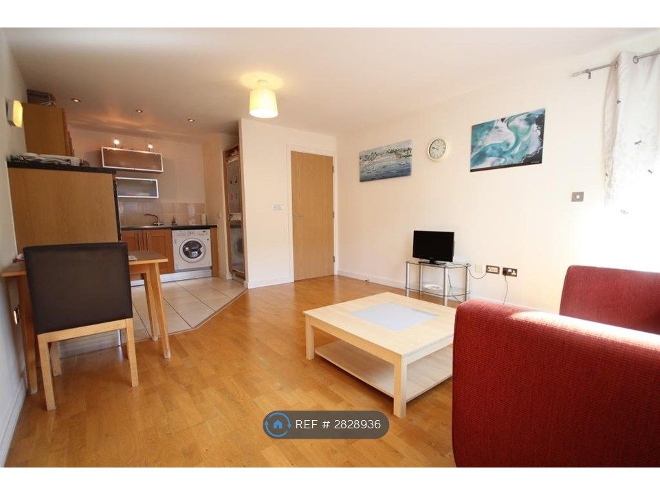 Property photo 2 of 9