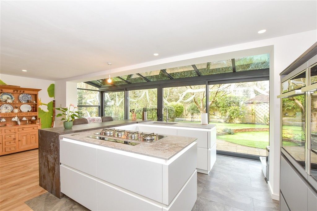 Property photo 3 of 15 Kitchen/Diner