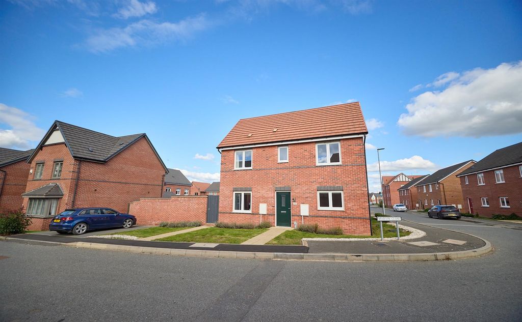 Property photo 1 of 17 Marvin Close Es 9.Jpg