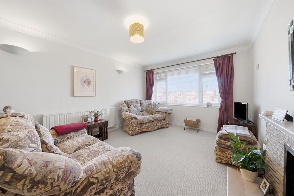 Property photo 3 of 19