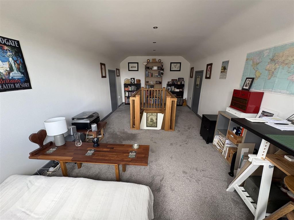 Additional image 5 of 2 bed semi-detached bungalow for saleHarewood Avenue, Heckmondwike WF16