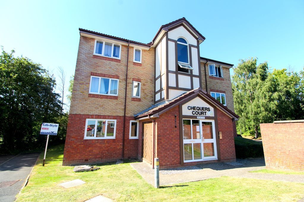 Property photo 1 of 5 Apartment Block