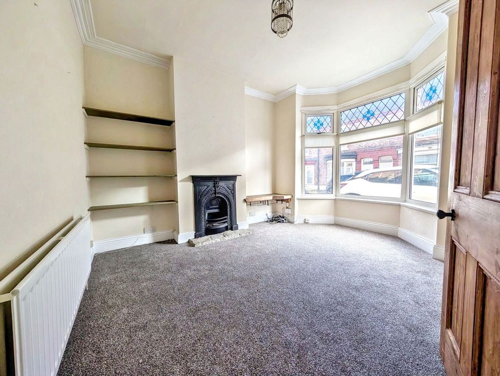 Property photo 2 of 9