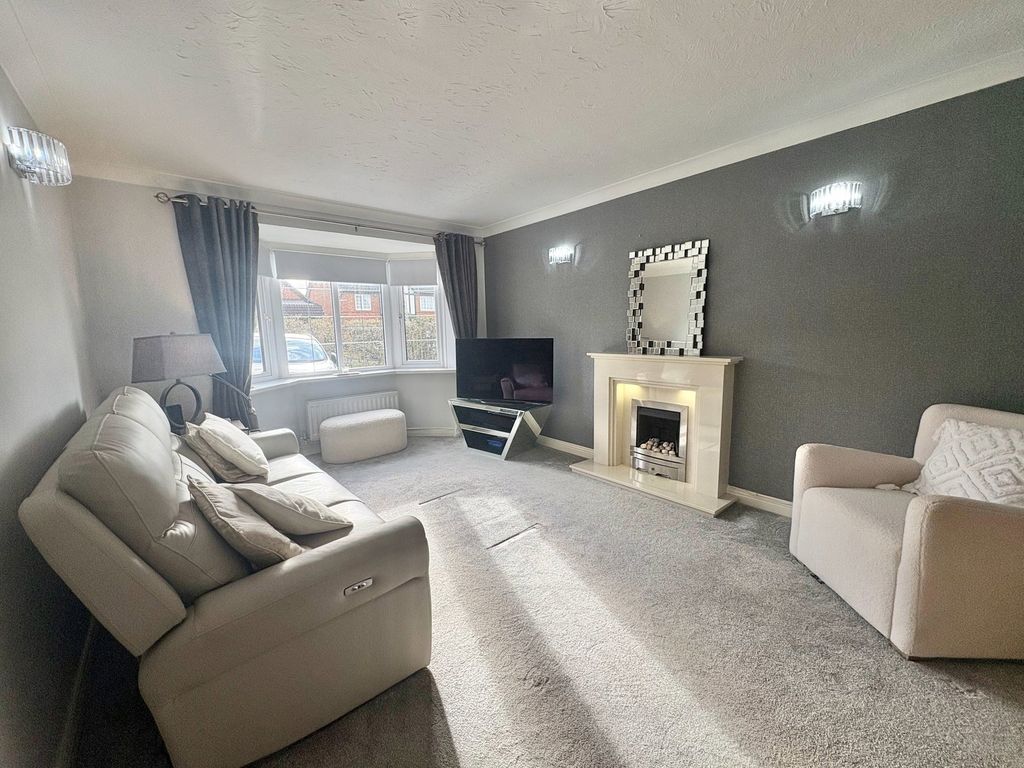 Property photo 2 of 24