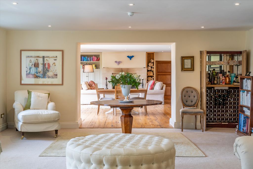 Property photo 1 of 4 Image