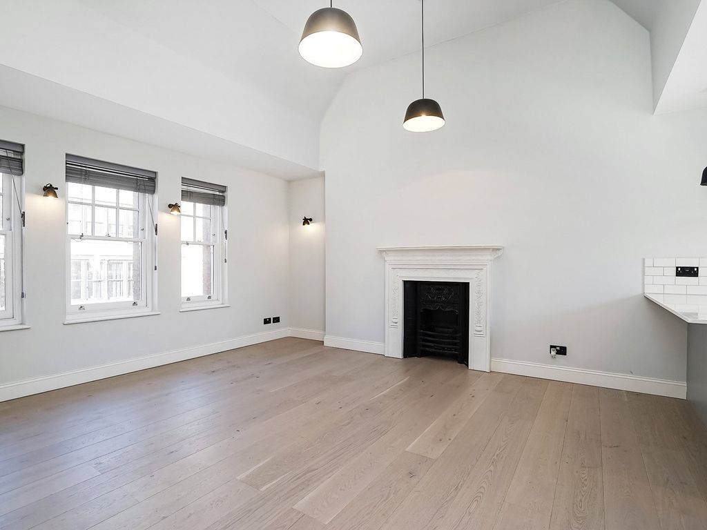 Property photo 2 of 15 Shaftesbury Avenue