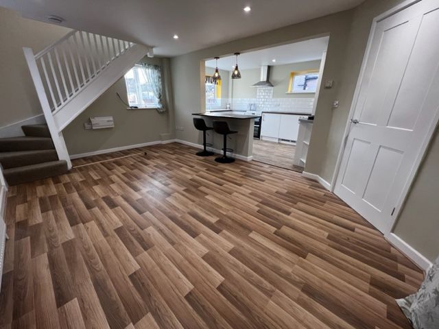 Property photo 2 of 17 Living Room