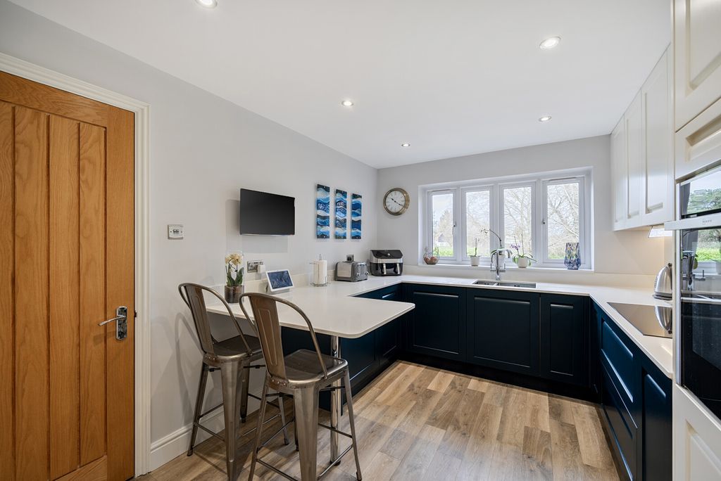 Property photo 2 of 23 Picture 2