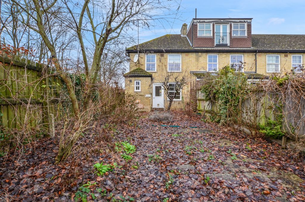 Property photo 3 of 10