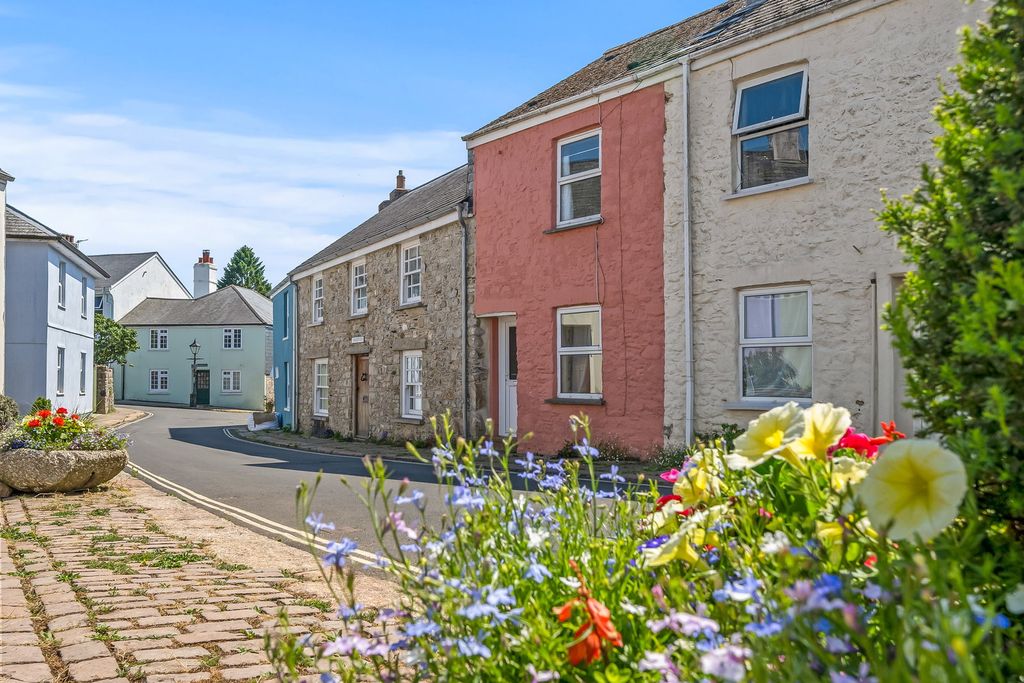 Property photo 1 of 8