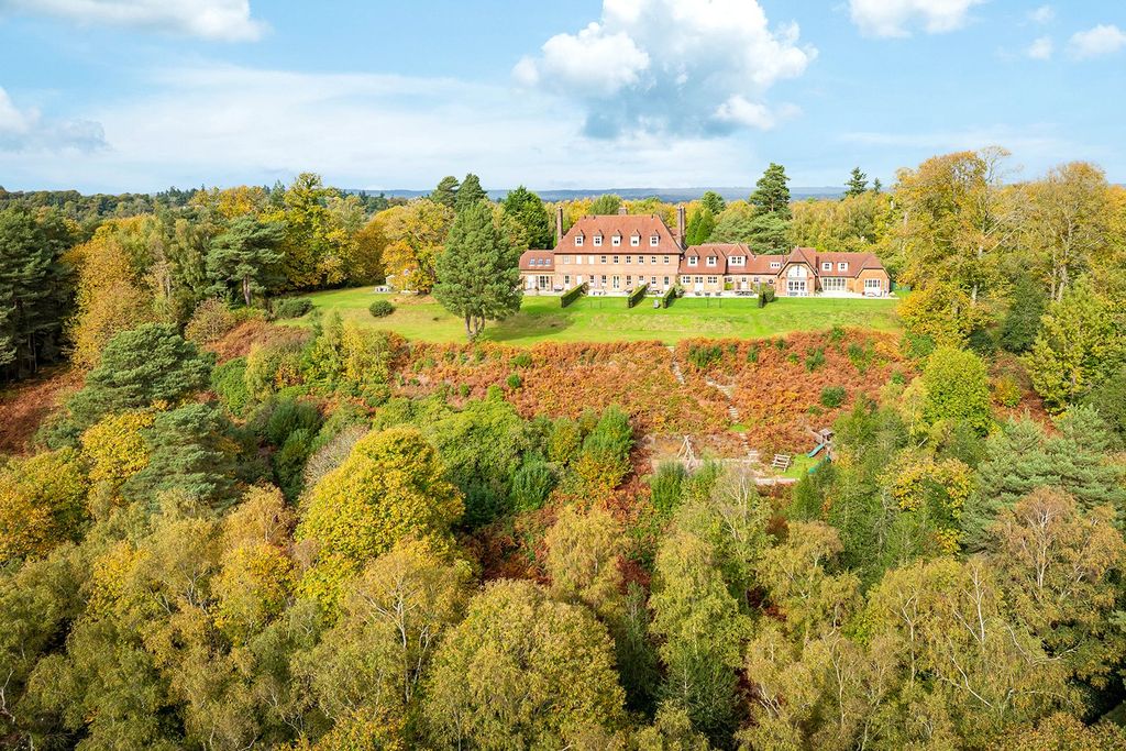 Property photo 3 of 28 Picture No. 33