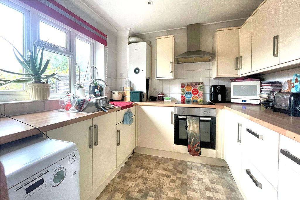 Property photo 2 of 8 Picture No. 01