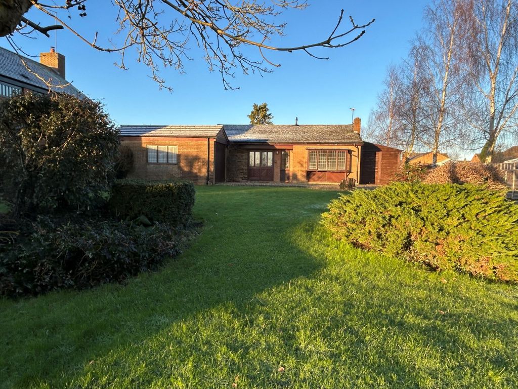 Property photo 1 of 17 Media Image 00