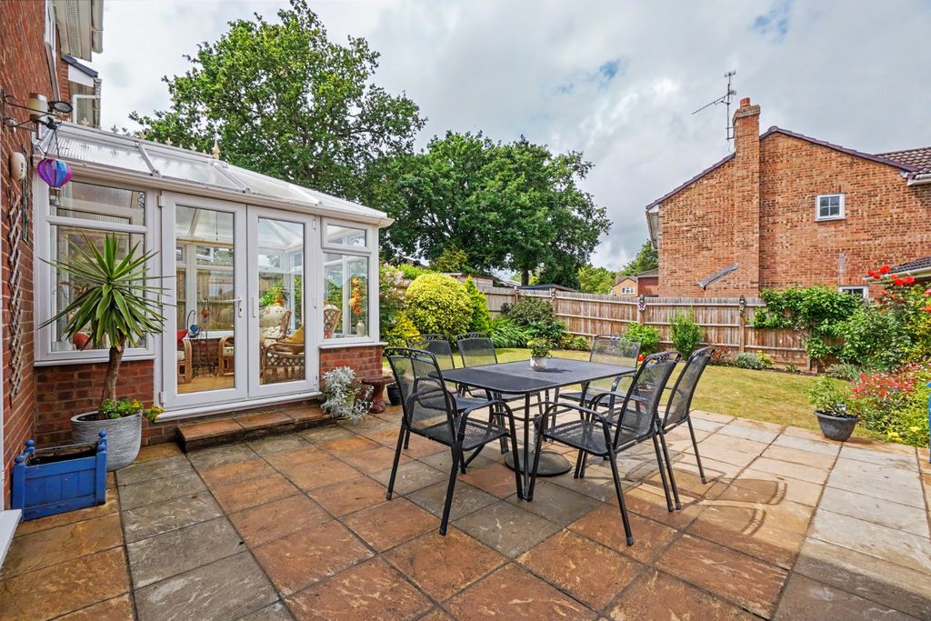 Property photo 2 of 24 4811445