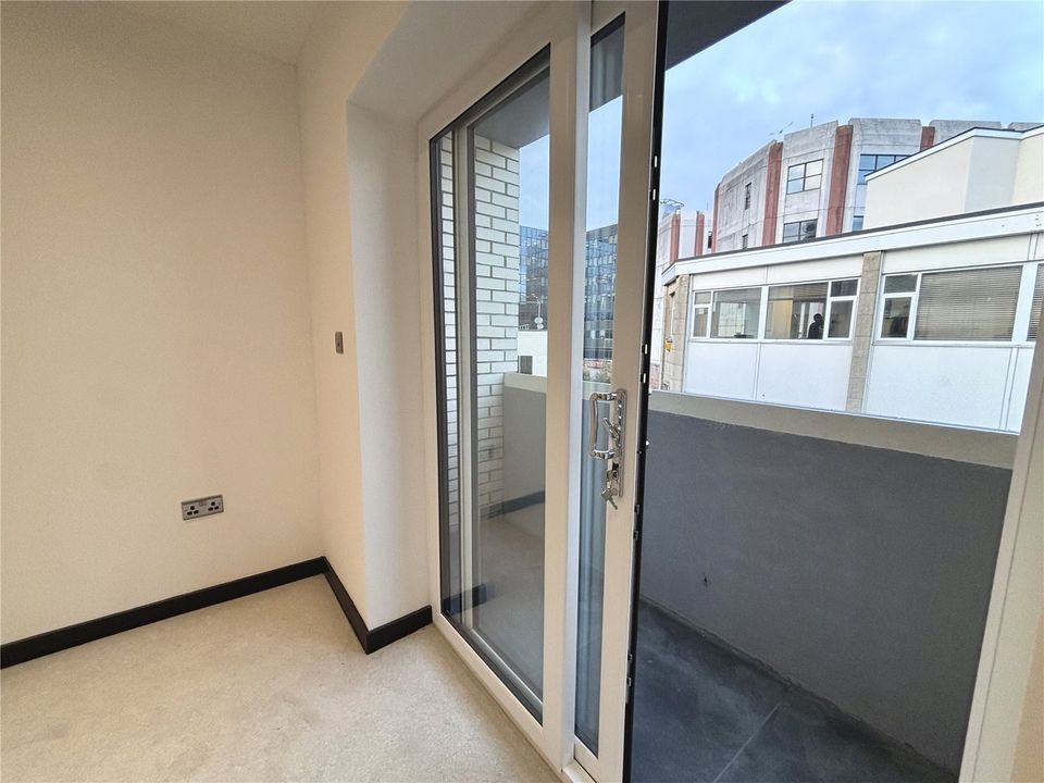 Property photo 2 of 6 5