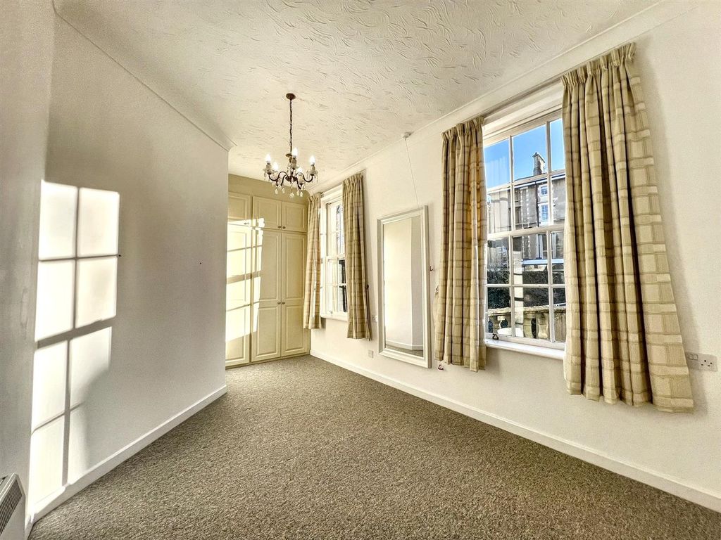 Property photo 3 of 11 Img_1241.Jpg