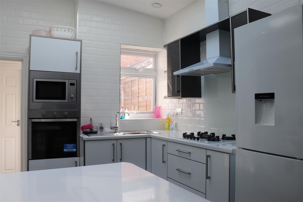 Property photo 1 of 13 Kitchen