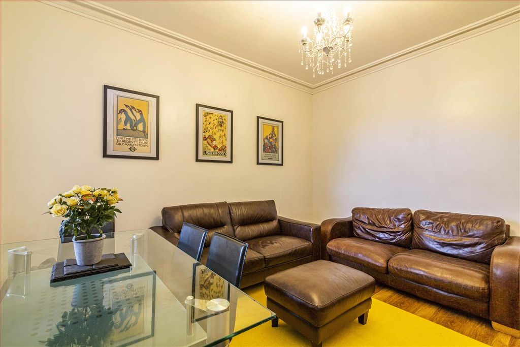 Property photo 3 of 6 23Watcombe-3.Jpg