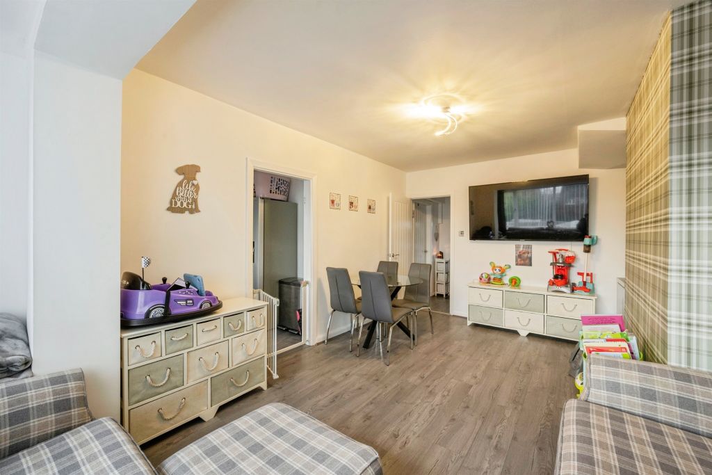 Property photo 3 of 22