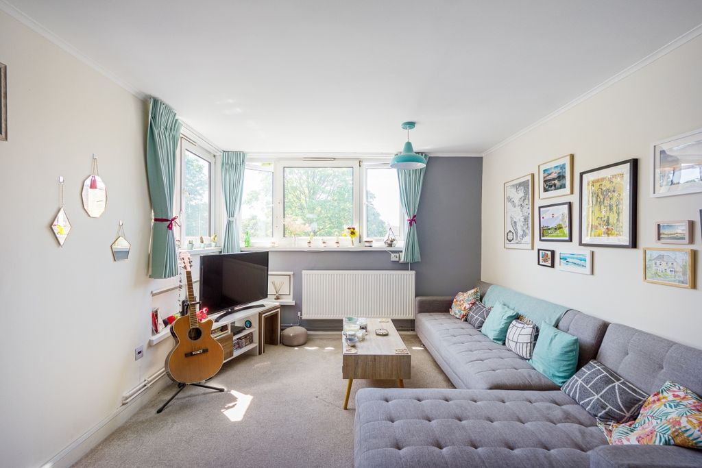 Property photo 3 of 11 Img_3034-2