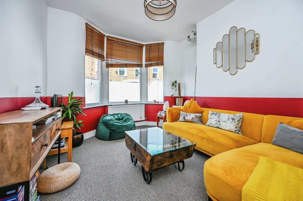 Property photo 2 of 9 Pbox-Img.Jpg