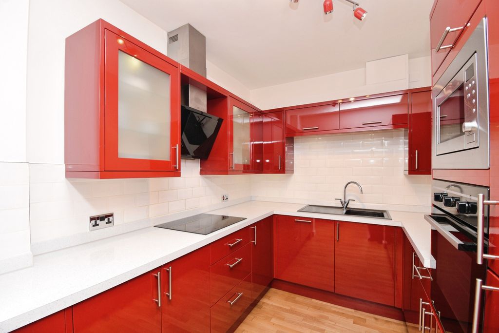 Property photo 2 of 16