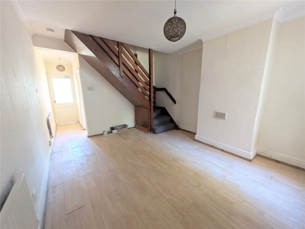 Property photo 3 of 14 Living Room
