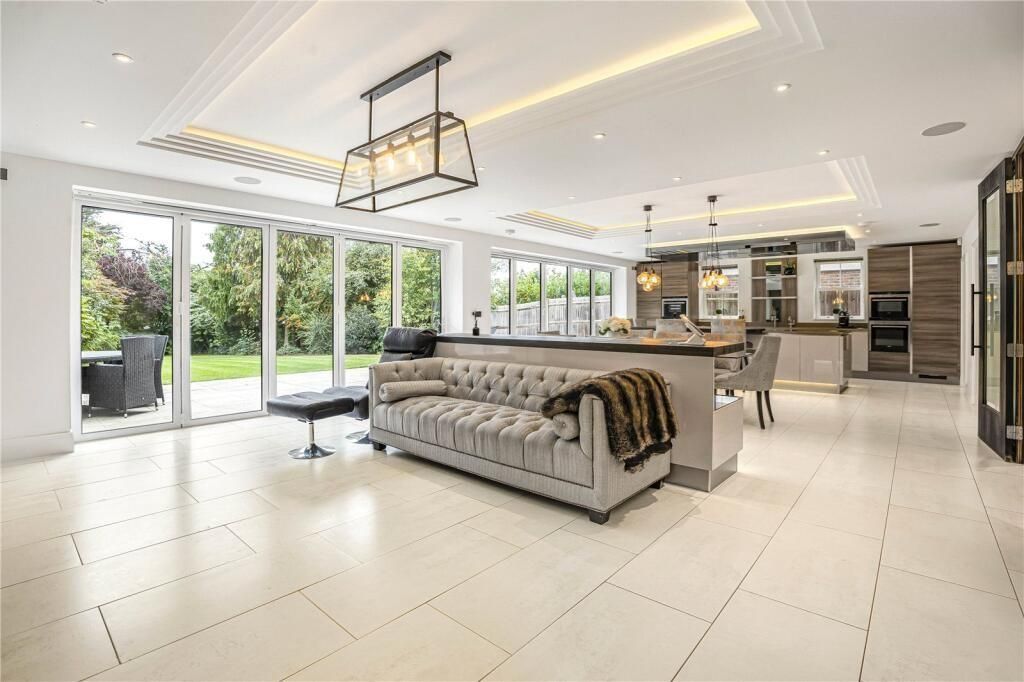 Property photo 3 of 21 Plgd.Jpg