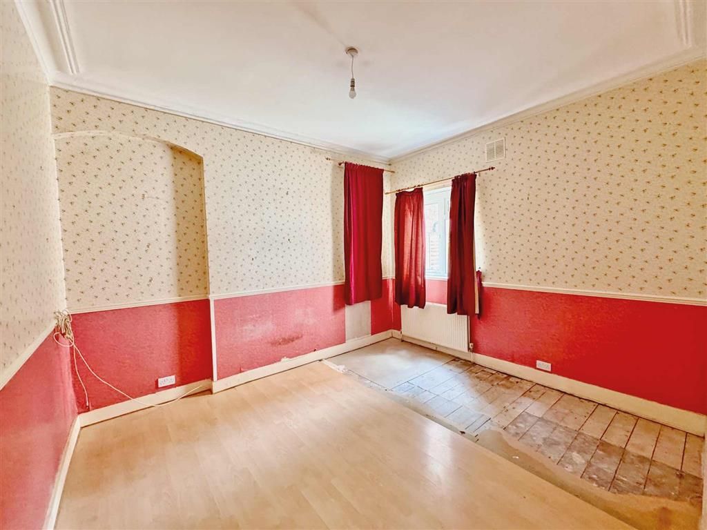 Property photo 3 of 6