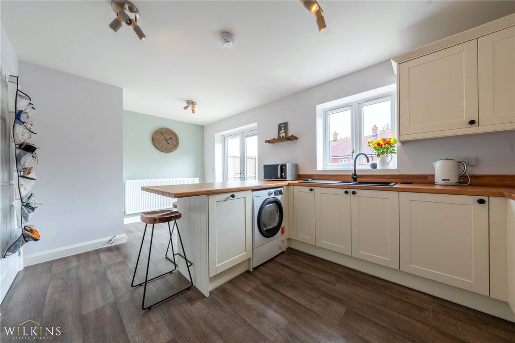 Property photo 3 of 23 Picture No. 09