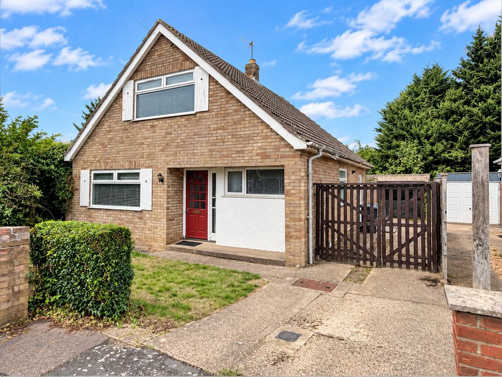 Property photo 1 of 16