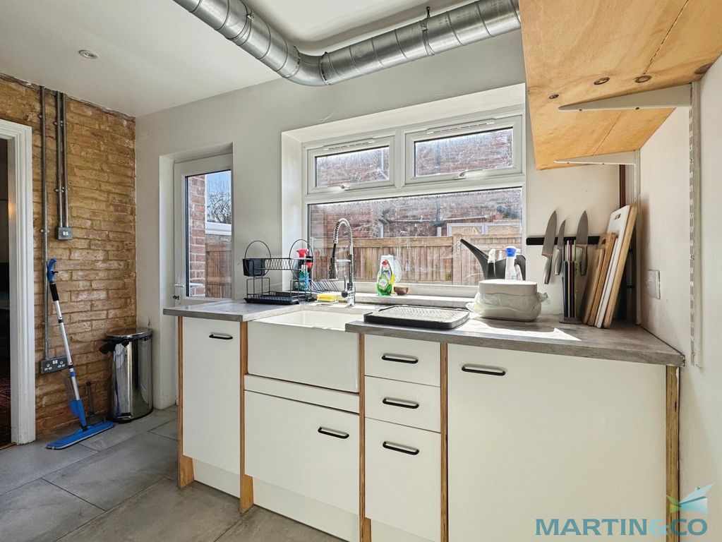 Property photo 3 of 16 c235Fbf8--4581-Bde9-7D815C7D70F4-29114-00000E1Ed70