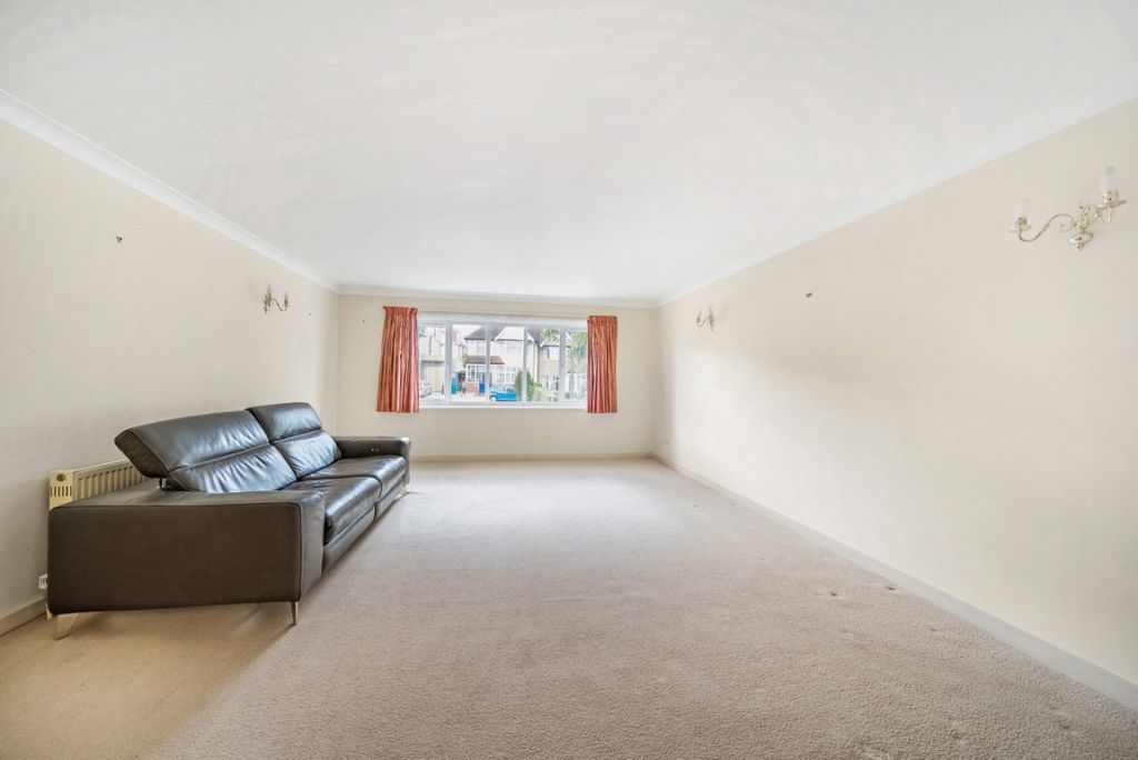 Property photo 2 of 9 1011456 (1)
