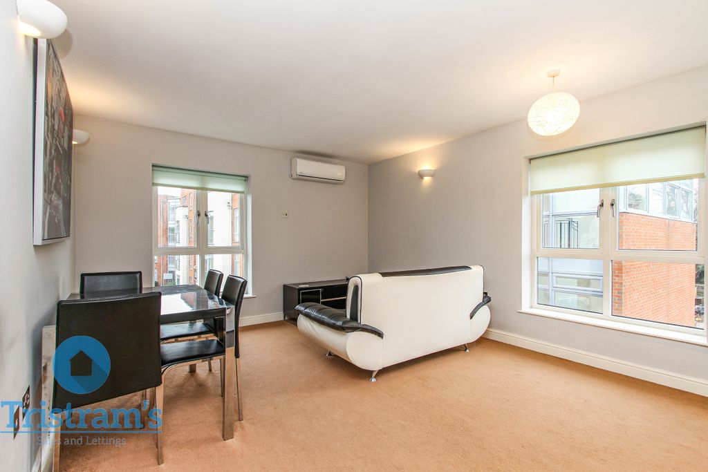 Property photo 2 of 14 Img_1665