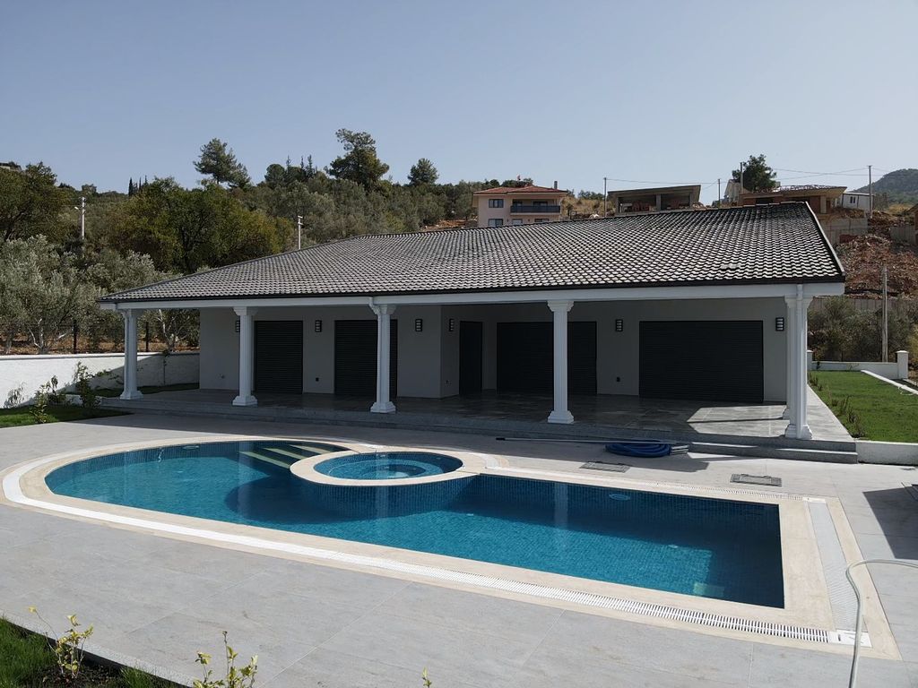 Property photo 1 of 22 3-Bed Uzumlu Bungalow- Immaculate House