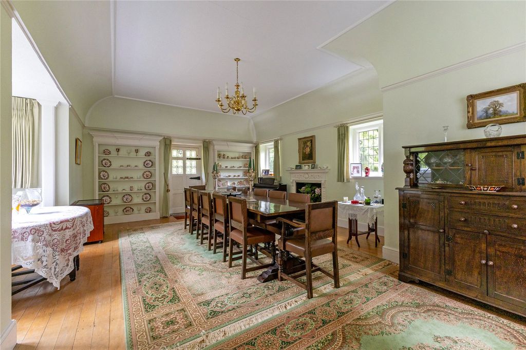 Property photo 3 of 24 Dining Room