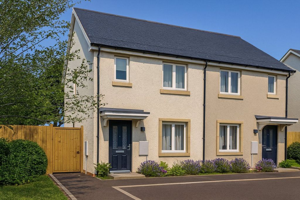 Property photo 1 of 5 External