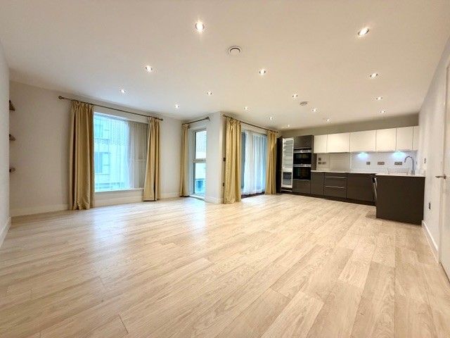 Property photo 1 of 9