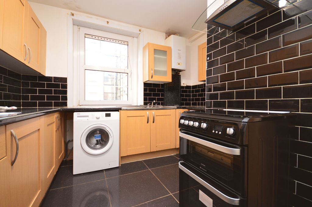 Property photo 3 of 5 Gallery